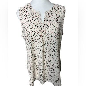 Van Heusen cream heart sleeveless v neck top size medium